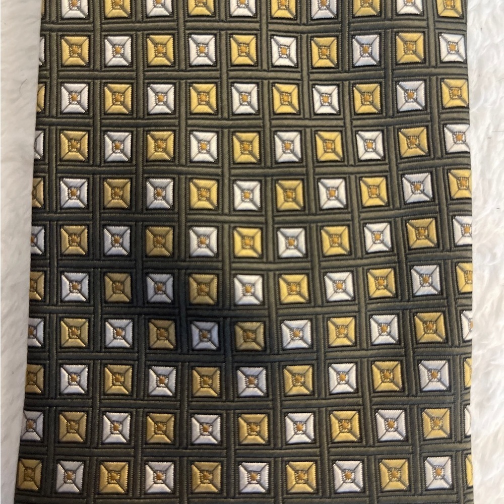 Elegant Geometric Tie - Gold, Silver, Black - Picture 2 of 8